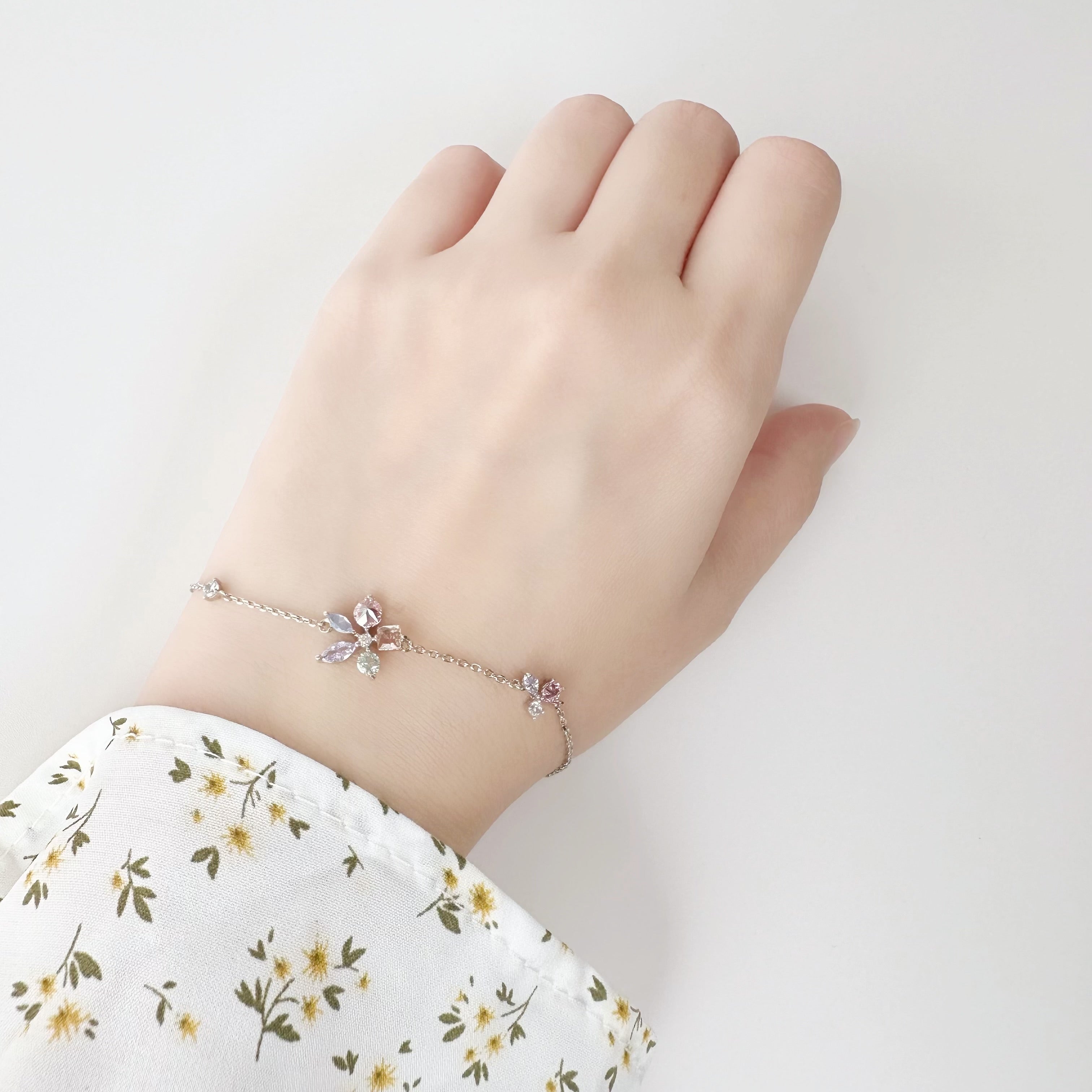 Gift idea Gift for her Made in Korea Cubic Zirconia 925 Sterling Silver No Piercing Jewelry Dainty Minimalist Dainty Daily wear korean earrings bracelet jewellery Malaysia necklace korean jewellery rings earrings malaysia korean style earrings malaysia jewellery jewelry jewellery accessories Subang Anting Cincin hypoallergenic earrings birthday gift gift set premium gift online gift shop bridesmaid gift aurelia atelier