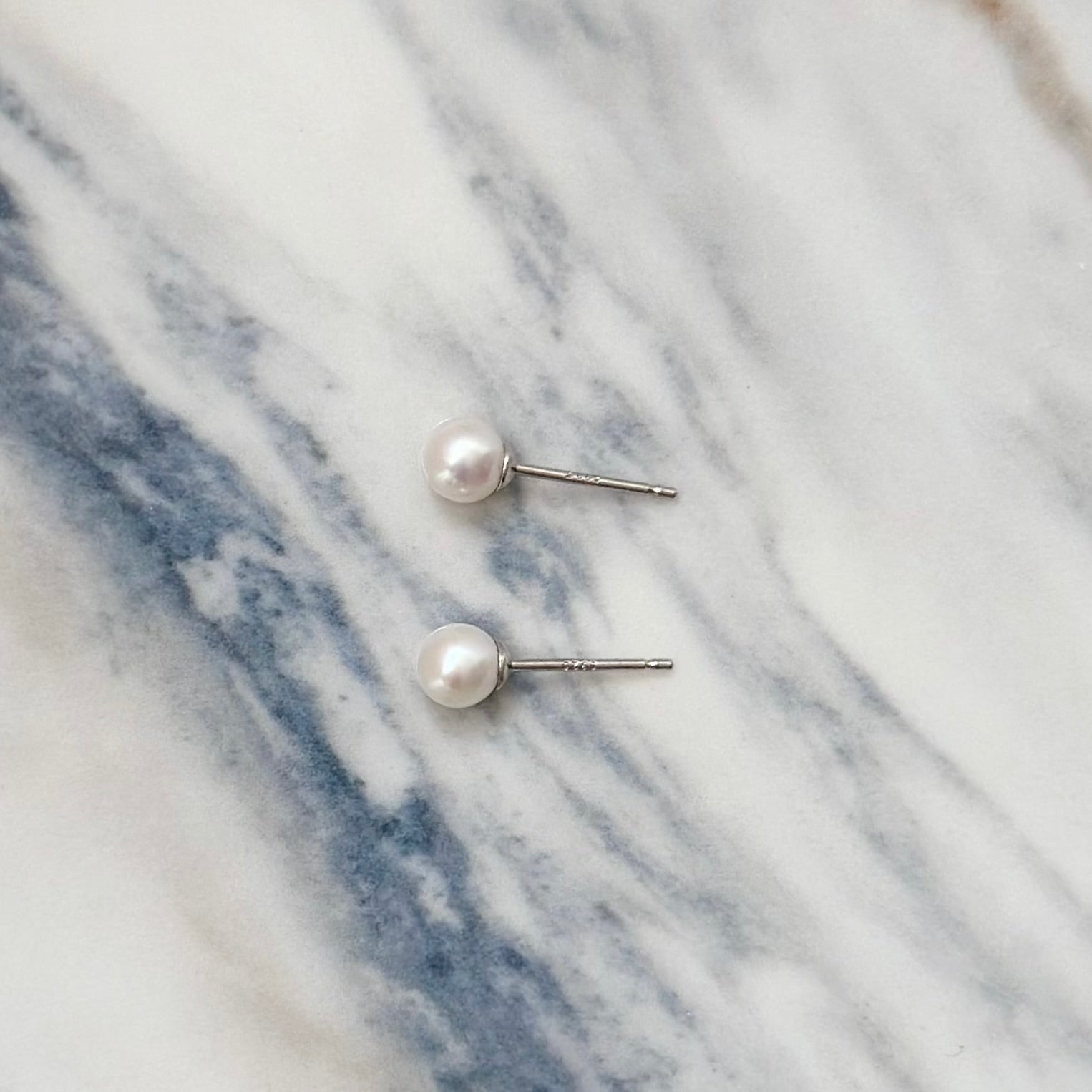 pearl earrings, dainty pearl bracelet, freshwater pearl necklace,  akoya pearl., handmade, sensitive skin, bridal, sterling silver, hypoallergenic, gift idea, seawater pearl, pearl neckace, keshi pearl, baroque pearl, mini pearl, 珍珠 淡水珍珠 ak pearl
海水珍珠 s925 cultural pear present gift for her gift ideas pearl made in Malaysia south sea pearl 米珠 natural pearl mutiara Gift for her Dainty Delicate Minimalist everyday earrings everyday wear lustre near round