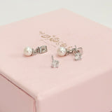 Zhao Lu Si’s Style, Love’s Ambition Earrings, c-drama earrings, chinese drama, c-drama, Xu Yan earrings, Qiao Yan earrings, classic pearl earrings, drop pearl earrings, 《许我耀眼》
Gift set for her / hadiah untuk wanita / 送给她的礼物。Perfect for best friend / sahabat baik / 最好的朋友 / 心爱的耳环、手链和戒指。Made in Korea / 制造于韩国 /.Dainty jewellery / 简约精致首饰 / barang kemas halus. 925 sterling silver / 925纯银 / perak tulen 925. Anti-tarnish / 防氧化 / tahan karat. Suitable for daily wear, keshi pearl, baroque pearl, pearl, 珍珠 淡水珍珠 ak