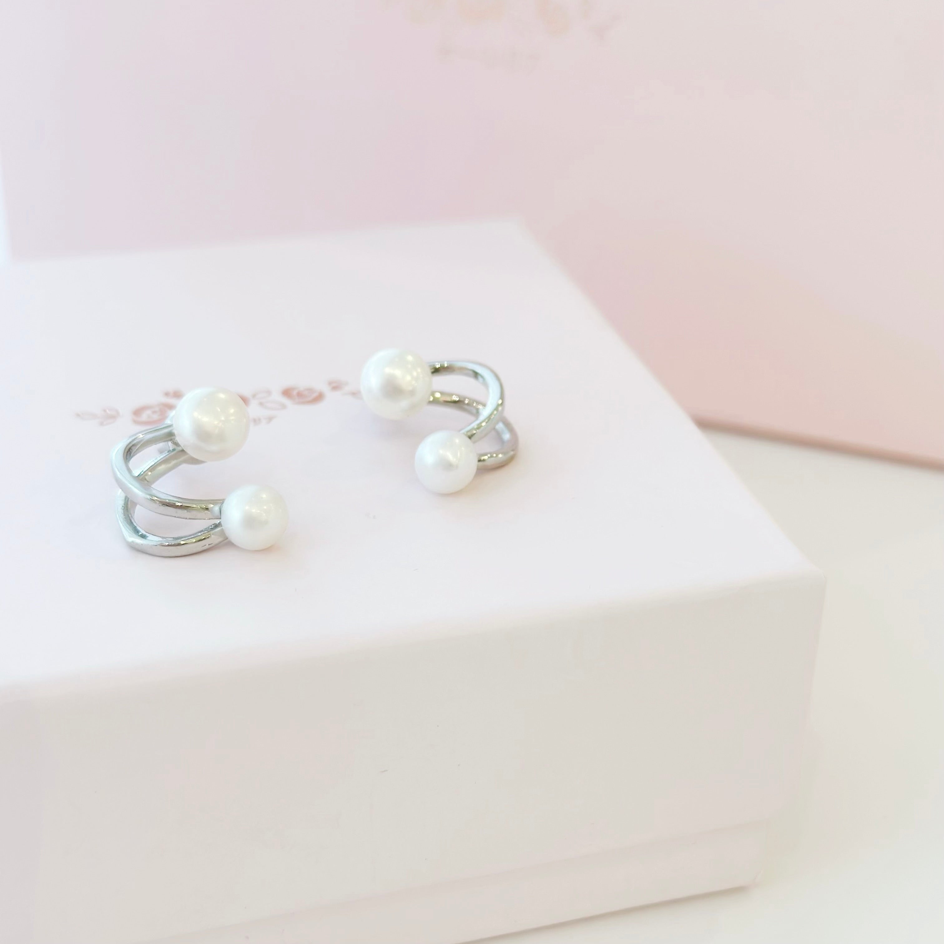 pearl earrings, dainty pearl bracelet, freshwater pearl necklace,  akoya pearl., handmade, sensitive skin, bridal, sterling silver, hypoallergenic, gift idea, seawater pearl, pearl neckace, keshi pearl, baroque pearl, mini pearl, 珍珠 淡水珍珠 ak pearl
海水珍珠 s925 cultural pear present gift for her gift ideas pearl made in Malaysia south sea pearl 米珠 natural pearl mutiara Gift for her Dainty Delicate Minimalist everyday earrings everyday wear lustre near round