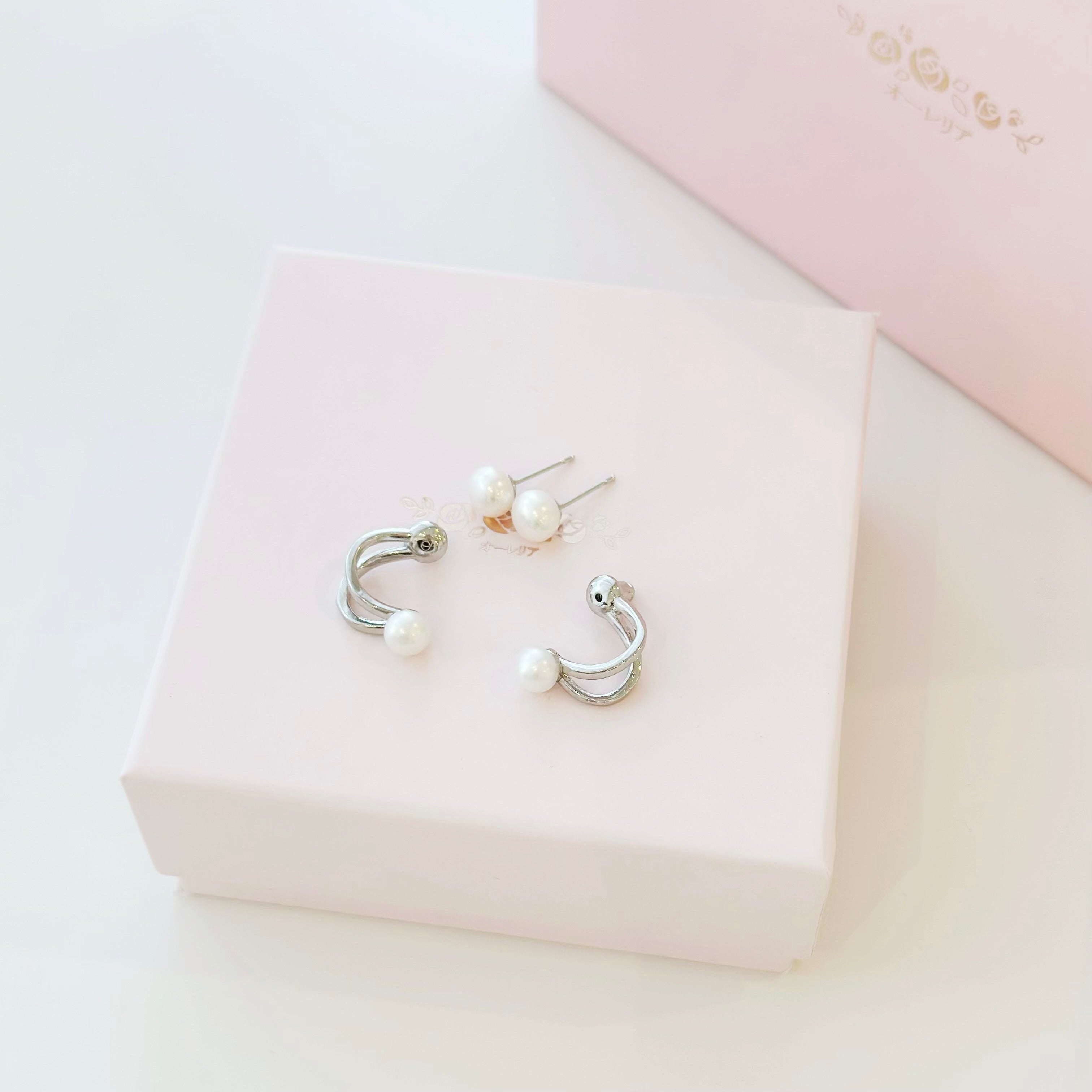 pearl earrings, dainty pearl bracelet, freshwater pearl necklace,  akoya pearl., handmade, sensitive skin, bridal, sterling silver, hypoallergenic, gift idea, seawater pearl, pearl neckace, keshi pearl, baroque pearl, mini pearl, 珍珠 淡水珍珠 ak pearl
海水珍珠 s925 cultural pear present gift for her gift ideas pearl made in Malaysia south sea pearl 米珠 natural pearl mutiara Gift for her Dainty Delicate Minimalist everyday earrings everyday wear lustre near round