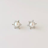 Hanami Pearl Earrings