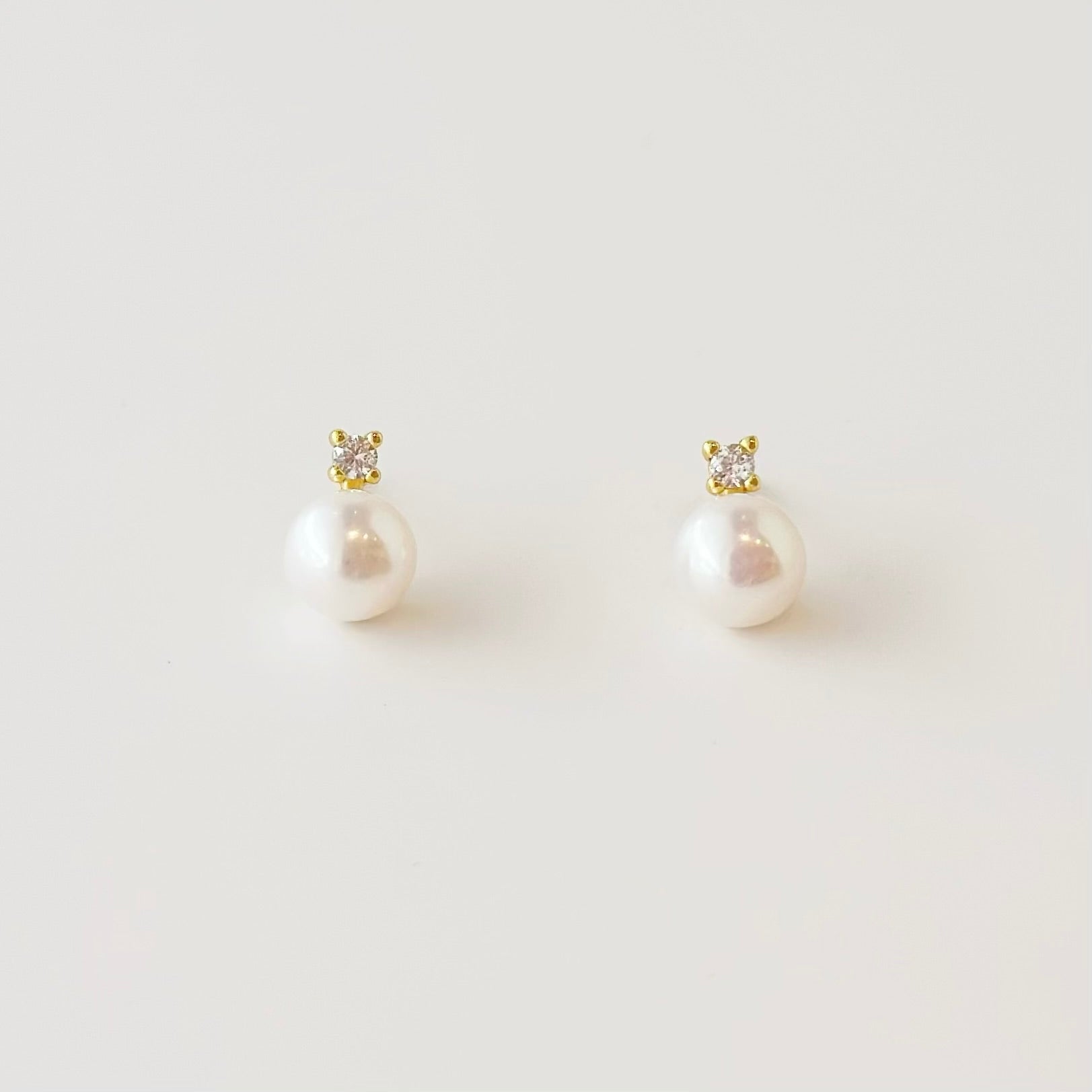 pearl earrings, dainty pearl bracelet, freshwater pearl necklace,  akoya pearl., handmade, sensitive skin, bridal, sterling silver, hypoallergenic, gift idea, seawater pearl, pearl neckace, keshi pearl, baroque pearl, mini pearl, 珍珠 淡水珍珠 ak pearl
海水珍珠 s925 cultural pearl present gift for her gift ideas pearl made in Malaysia south sea pearl 米珠 natural pearl mutiara Gift for her Dainty Delicate Minimalist everyday earrings everyday wear lustre near round mutiara  akoya mikimoto