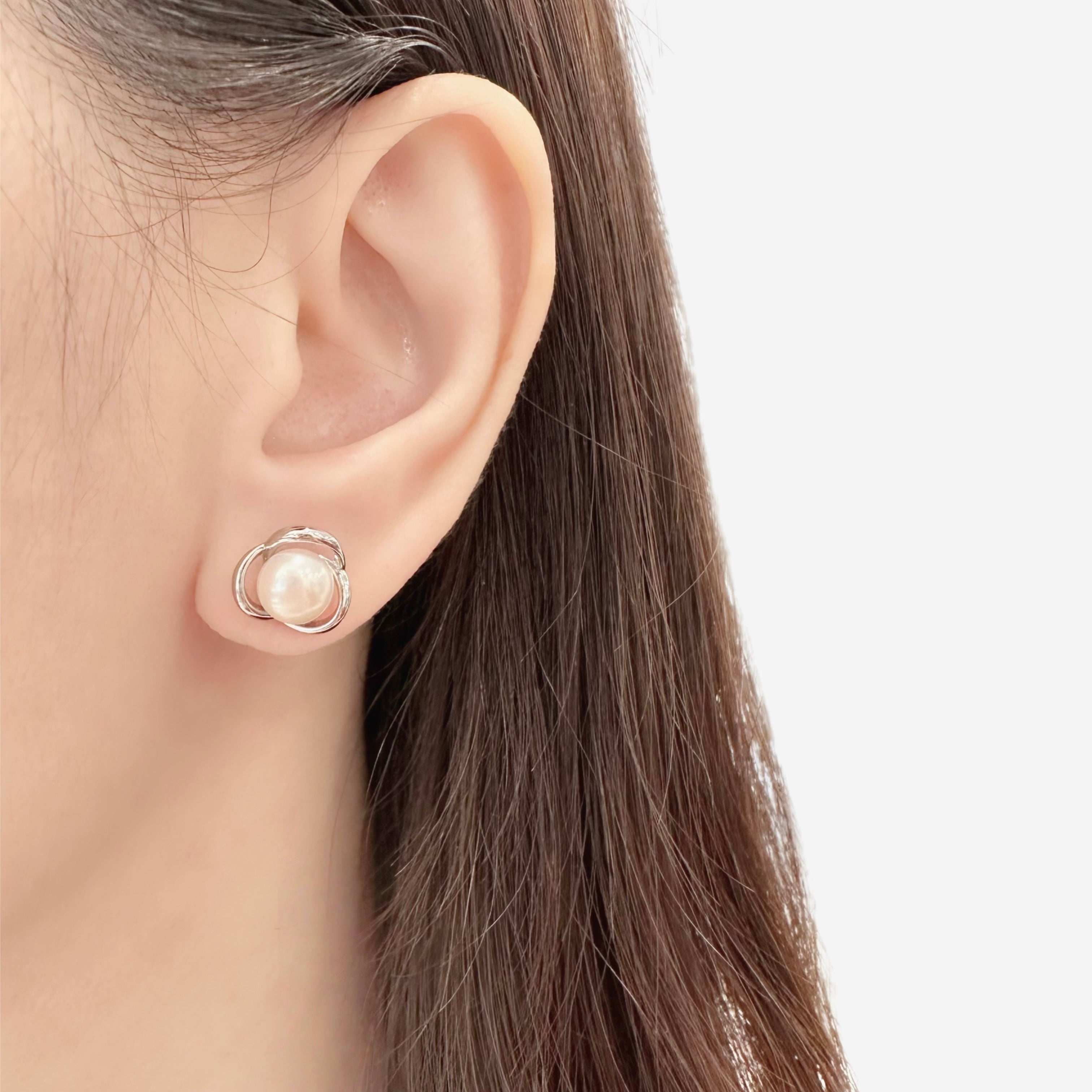 pearl earrings, dainty pearl bracelet, freshwater pearl necklace,  akoya pearl., handmade, sensitive skin, bridal, sterling silver, hypoallergenic, gift idea, seawater pearl, pearl neckace, keshi pearl, baroque pearl, mini pearl, 珍珠 淡水珍珠 ak pearl
海水珍珠 s925 cultural pear present gift for her gift ideas pearl made in Malaysia south sea pearl 米珠 natural pearl mutiara Gift for her Dainty Delicate Minimalist everyday earrings everyday wear lustre  925银针珍珠耳环 巴洛克珍珠 手工制作 饰品 韩国设计 芥子珍珠 ks珍珠