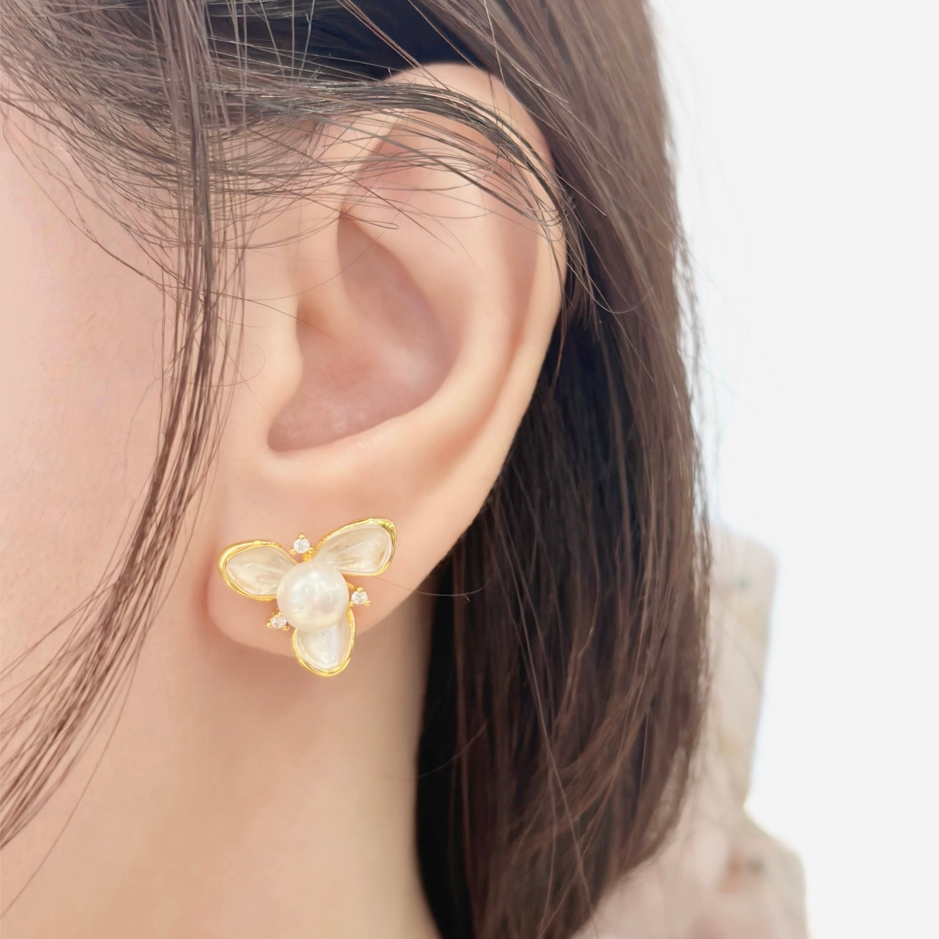 pearl earrings, dainty pearl bracelet, freshwater pearl necklace,  akoya pearl., handmade, sensitive skin, bridal, sterling silver, hypoallergenic, gift idea, seawater pearl, pearl neckace, keshi pearl, baroque pearl, mini pearl, 珍珠 淡水珍珠 ak pearl
海水珍珠 s925 cultural pear present gift for her gift ideas pearl made in Malaysia south sea pearl 米珠 natural pearl mutiara Gift for her Dainty Delicate Minimalist everyday earrings everyday wear lustre near round