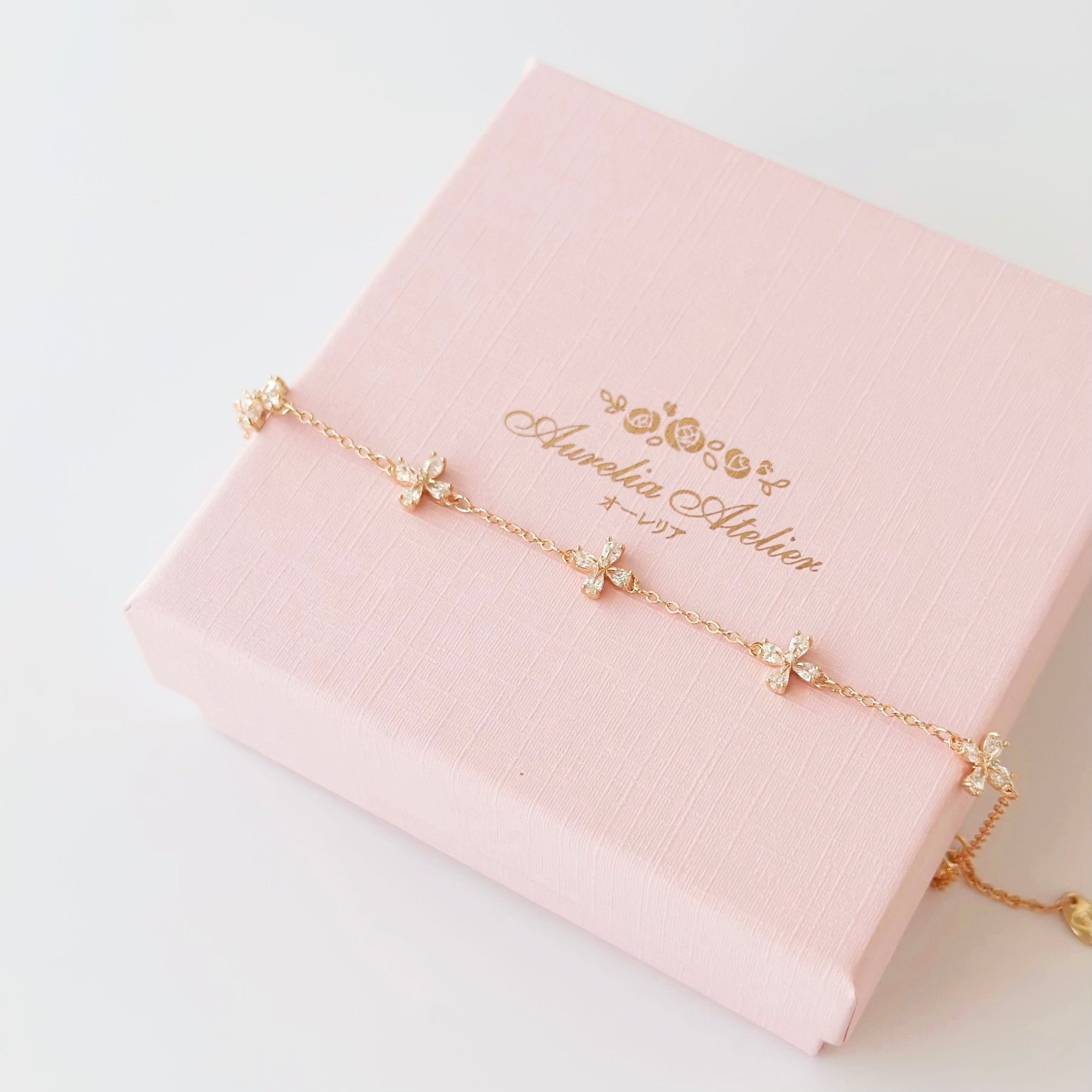 Clover Bloom Bracelet in silver / ROSE GOLD with crystal clover charms on fine chain