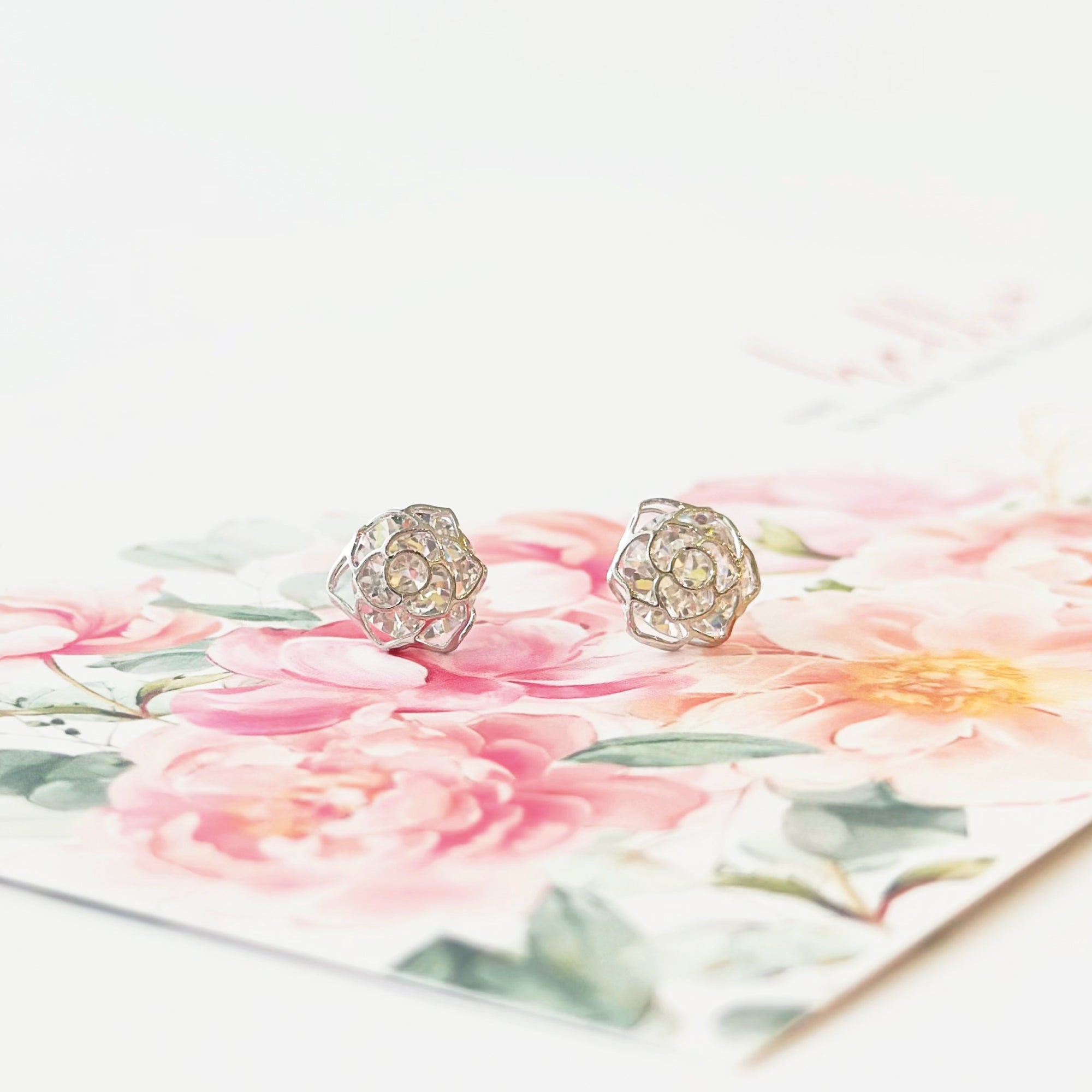 Christmas daily wear earrings 925 sterling silver hypoallergenic made in Korea for sensitive skin, plum flower, ume, 

圣诞日常耳环 925纯银 低敏 韩国制造 适合敏感肌,  适合日常佩戴,韩国发饰
韩国饰品, 梅花
韩国耳环

Anting-anting harian Krismas perak 925 hypoalergenik buatan Korea
gift for her, 冬季送她礼物, sakura, flower, rose, mawar, 玫瑰