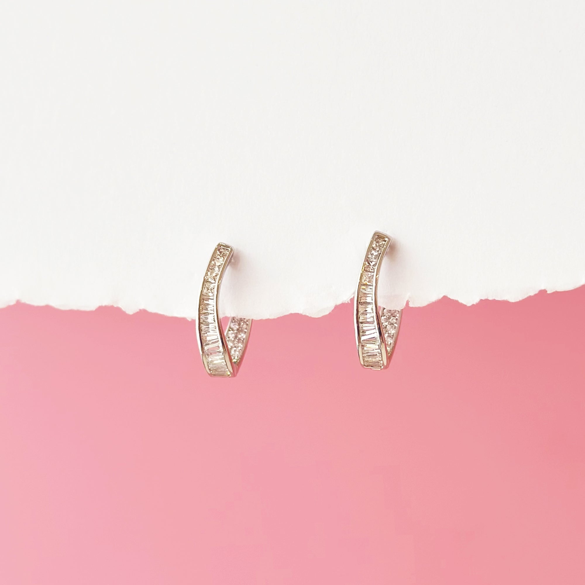 Gift set for her, hadiah untuk wanita, 送给她的礼物, bracelet, ring, necklace, earrings, korean earrings, made in korea, dainty jewellery, lazy girl jewellery, S925 silver, 925 sterling silver, huggie earrings, clip on, daily wear, cubic zirconia, bridesmaid gift, gift for her, Malaysia online shop, fashion jewellery, Korean jewellery accessories, sensitive skin, tahan karat, 适合日常佩戴, anting, rantai tangan, rantai leher, cincin, gift idea, no piercing, earrings malaysia, subang, Pearl, Freshwater pearl, 韩国发饰, 韩国饰品