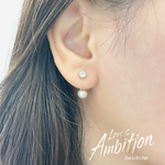 Zhao Lu Si’s Style, Love’s Ambition Earrings, c-drama earrings, chinese drama, c-drama, Xu Yan earrings, Qiao Yan earrings, classic pearl earrings, drop pearl earrings, 《许我耀眼》
Gift set for her / hadiah untuk wanita / 送给她的礼物。Perfect for best friend / sahabat baik / 最好的朋友。Includes beloved earrings, bracelet, and ring / 心爱的耳环、手链和戒指。Made in Korea / 制造于韩国 /.Dainty jewellery / 简约精致首饰 / barang kemas halus. 925 sterling silver / 925纯银 / perak tulen 925. Anti-tarnish / 防氧化 / tahan karat. Suitable for daily wear