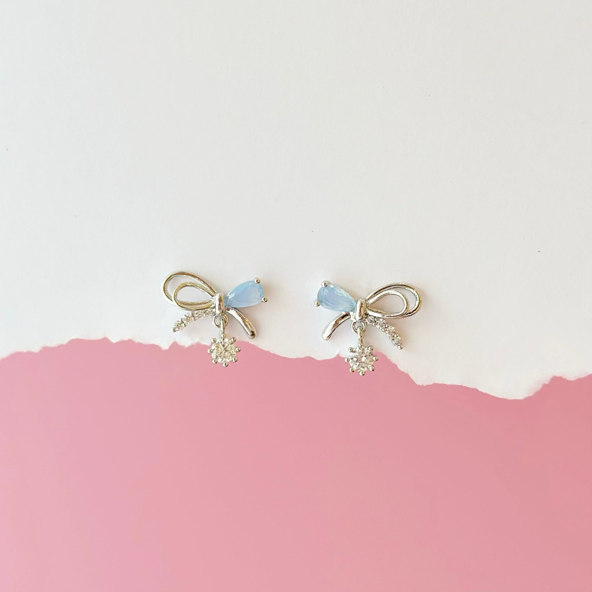 Gift set for her, hadiah untuk wanita, 送给她的礼物, bracelet, ring, necklace, earrings, korean earrings, made in korea, dainty jewellery, lazy girl jewellery, S925 silver, 925 sterling silver, huggie earrings, clip on, daily wear, cubic zirconia, bridesmaid gift, gift for her, Malaysia online shop, fashion jewellery, Korean jewellery accessories, sensitive skin, tahan karat, 适合日常佩戴, anting, rantai tangan, rantai leher, cincin, gift idea, no piercing, earrings malaysia, subang, Pearl, Freshwater pearl, 韩国发饰, 韩国饰品