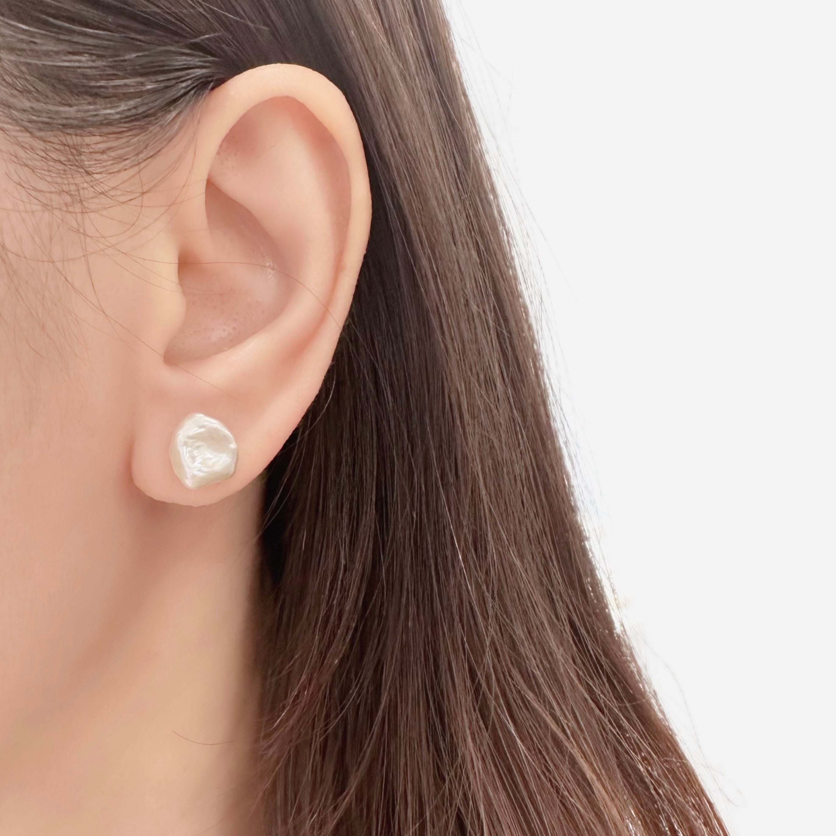 pearl earrings, dainty pearl bracelet, freshwater pearl necklace,  akoya pearl., handmade, sensitive skin, bridal, sterling silver, hypoallergenic, gift idea, seawater pearl, pearl neckace, keshi pearl, baroque pearl, mini pearl, 珍珠 淡水珍珠 ak pearl
海水珍珠 s925 cultural pear present gift for her gift ideas pearl made in Malaysia south sea pearl 米珠 natural pearl mutiara Gift for her Dainty Delicate Minimalist everyday earrings everyday wear lustre  925银针珍珠耳环 巴洛克珍珠 手工制作 饰品 韩国设计 芥子珍珠 ks珍珠