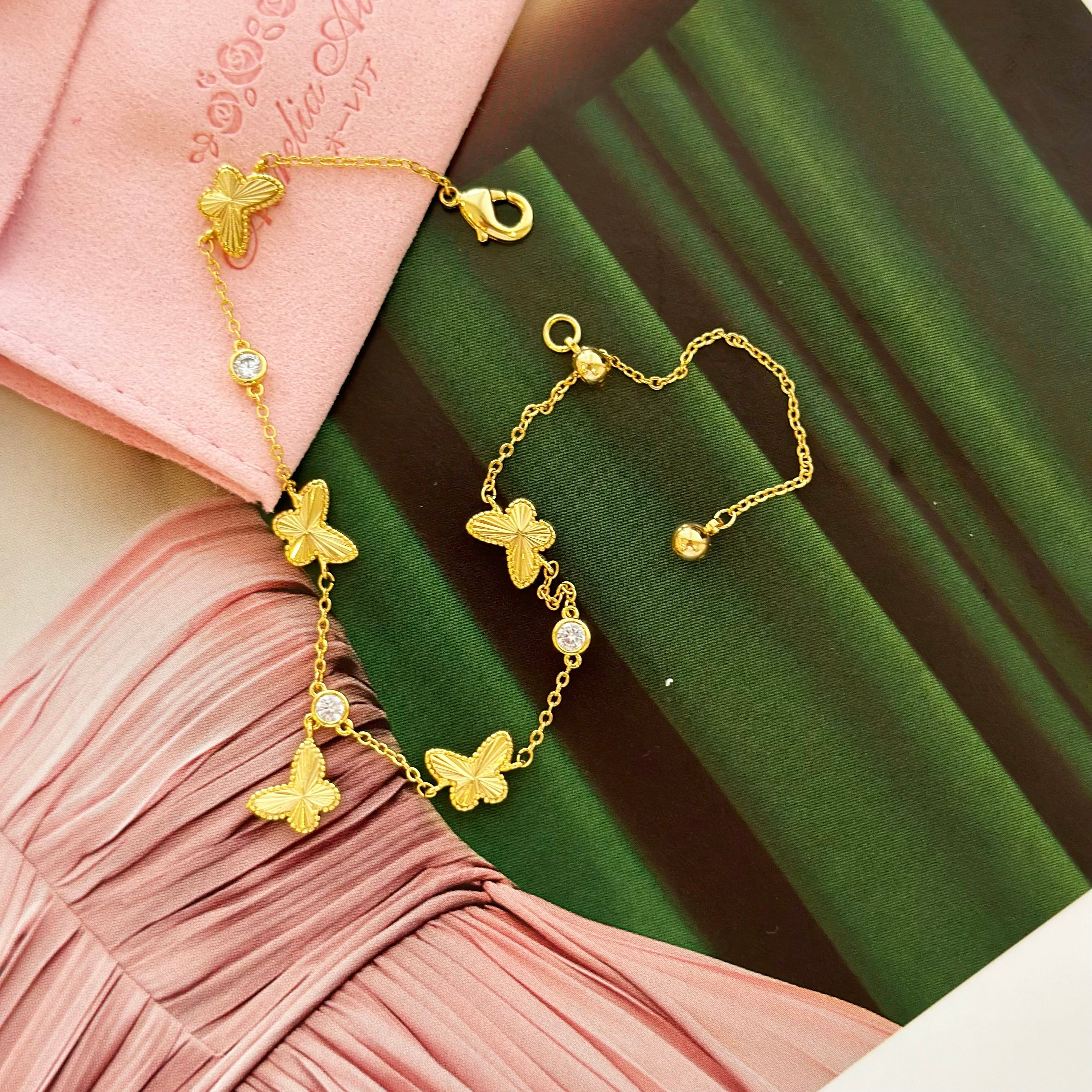 korean earrings bracelet jewellery Malaysia necklace korean jewellery rings earrings malaysia korean style earrings jewellery accessories hypoallergenic earrings huggies silver necklace made in korea jewelry fashion jewellery malaysia earrings online shop malaysia Gift idea Gift for her Made in Korea  Cubic Zirconia 925 Sterling Silver  No Piercing Dainty Minimalist Daily wear Bestie Korean Anting Clip on 韩国耳环 韩国发饰 韩国饰品 hypoallergenic  birthday gift set bridesmaid aurelia atelier 手链 金 24k gold 24k emas