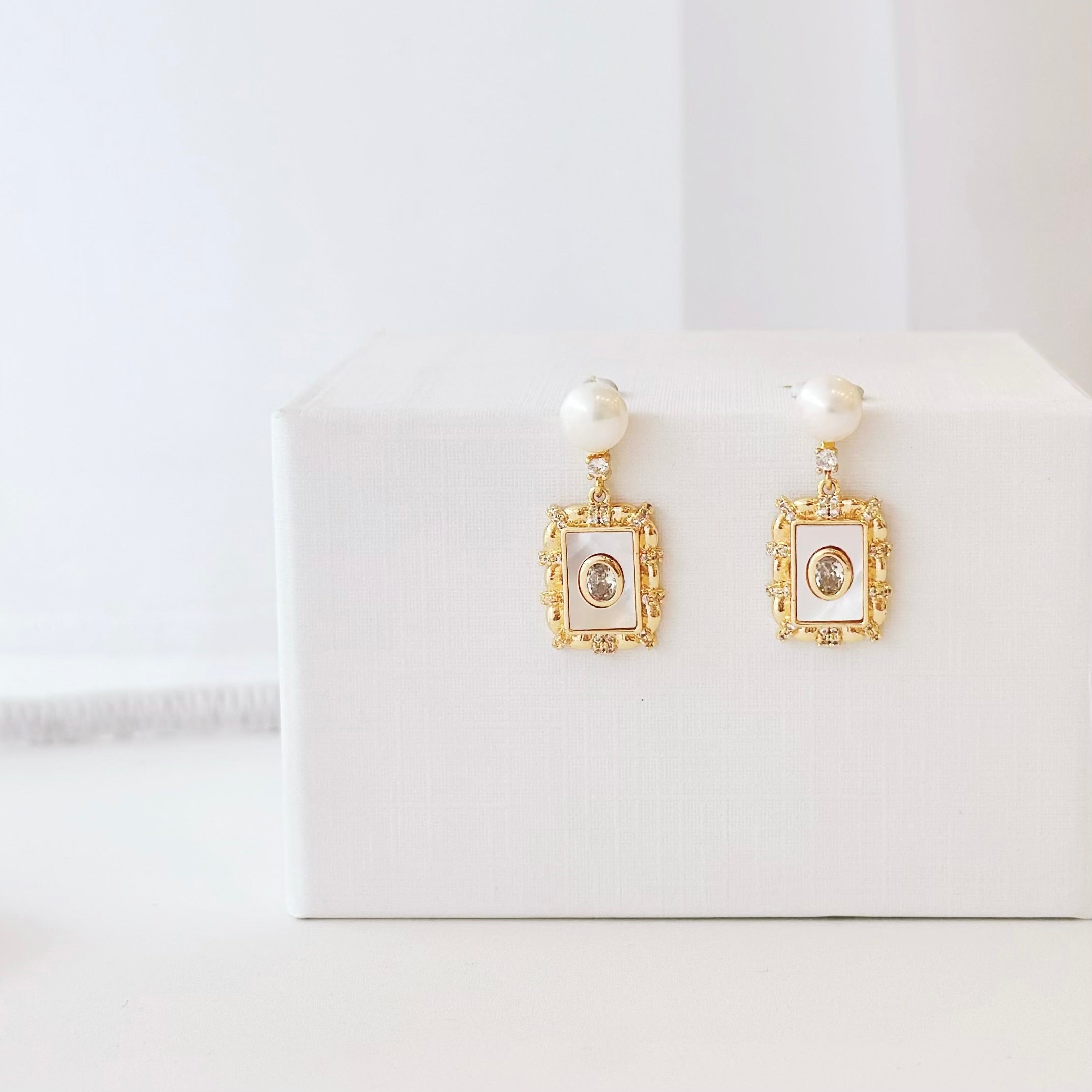 pearl earrings, dainty pearl bracelet, freshwater pearl necklace,  akoya pearl., handmade, sensitive skin, bridal, sterling silver, hypoallergenic, gift idea, seawater pearl, pearl neckace, keshi pearl, baroque pearl, mini pearl, 珍珠 淡水珍珠 ak pearl
海水珍珠 s925 cultural pear present gift for her gift ideas pearl made in Malaysia south sea pearl 米珠 natural pearl mutiara Gift for her Dainty Delicate Minimalist everyday earrings everyday wear lustre near round