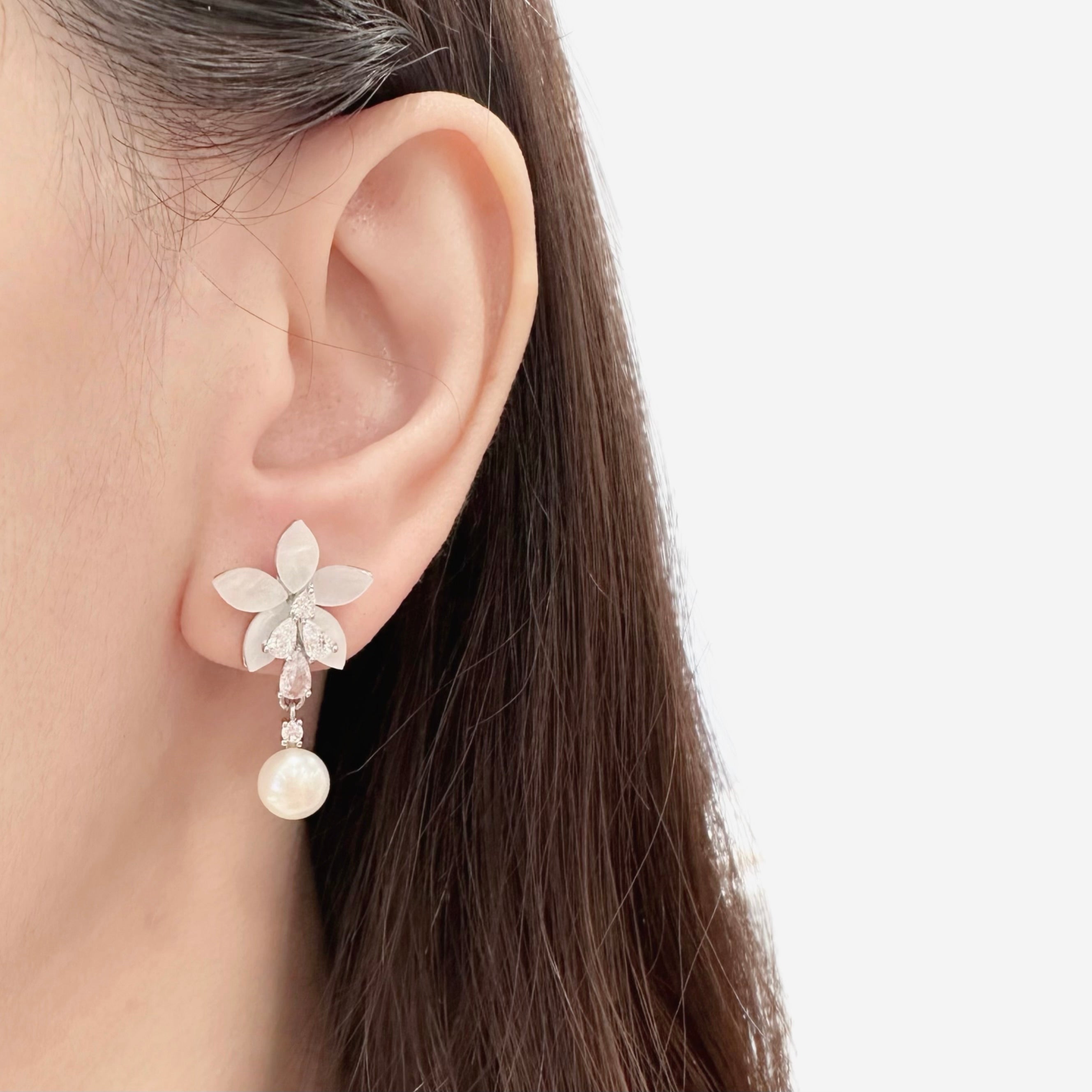 pearl earrings, dainty pearl bracelet, freshwater pearl necklace,  akoya pearl., handmade, sensitive skin, bridal, sterling silver, hypoallergenic, gift idea, seawater pearl, pearl neckace, keshi pearl, baroque pearl, mini pearl, 珍珠 淡水珍珠 ak pearl
海水珍珠 s925 cultural pear present gift for her gift ideas pearl made in Malaysia south sea pearl 米珠 natural pearl mutiara Gift for her Dainty Delicate Minimalist everyday earrings everyday wear lustre  925银针珍珠耳环 巴洛克珍珠 手工制作 饰品 韩国设计 芥子珍珠 ks珍珠